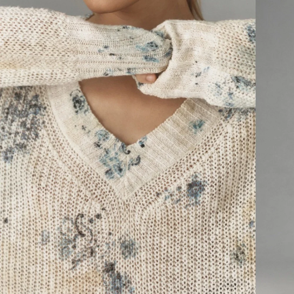 NWT Anthropologie Pilcro Slouchy V-Neck Sweater - Ivory Combo - Picture 3 of 8